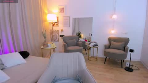 Diana online show from March 23, 1:28 pm