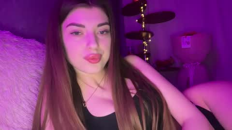 DIANA  online show from March 9, 1:09 am