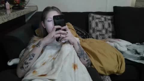 Sofie online show from February 15, 3:50 pm