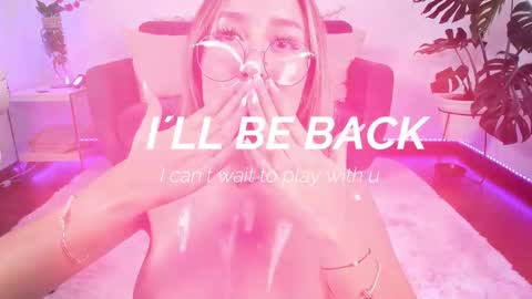   online show from February 14, 12:25 pm