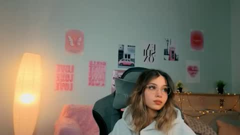 Sara Connor online show from February 1, 2:27 pm