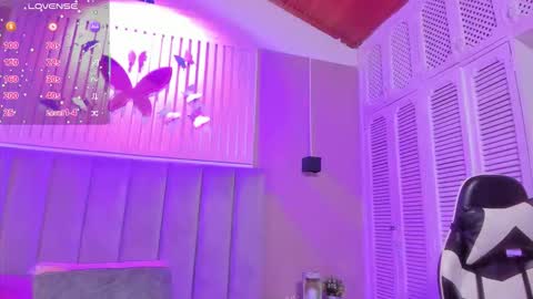 Cristal  online show from November 15, 3:29 am