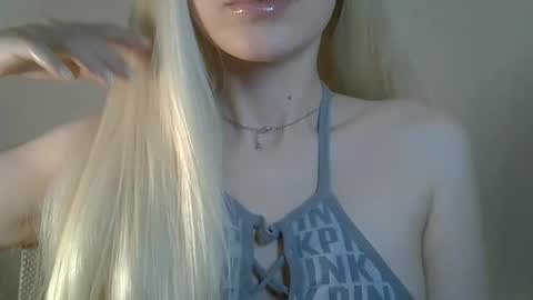 DitaMilton online show from June 9, 7:57 pm