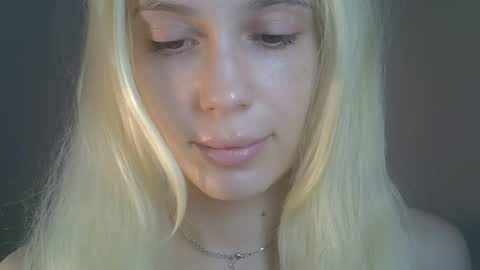 DitaReVirax online show from May 8, 1:58 pm