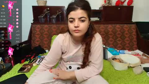 Snapshot of divine_goddess69 chatting on October 20, 1:41 am Ana online show from October 20, 1:41 am