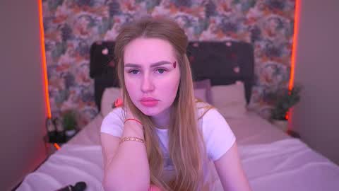 DivineJasss online show from February 17, 10:31 pm