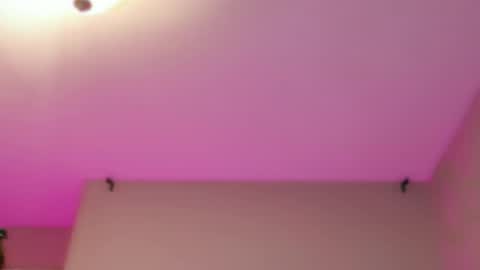 DivineLynn online show from April 13, 6:20 pm