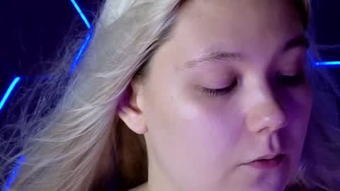 Jenia online show from December 5, 2:09 am