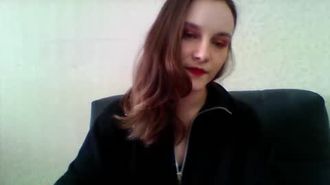 dolcezza_ online show from March 28, 11:32 am