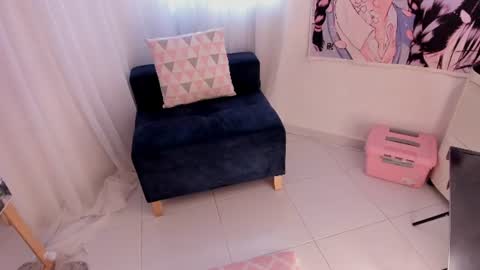 Roxana  independent model can you help me reach 100 hands up uwu online show from June 24, 10:53 pm