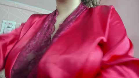 Call me Zoe  online show from November 17, 4:46 am