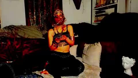 Dolores Sage online show from April 3, 5:33 pm