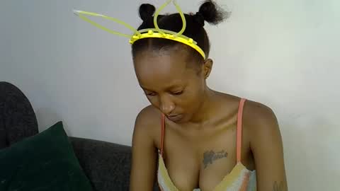 dolsexy online show from April 15, 7:31 am