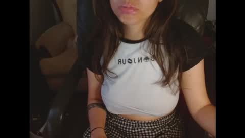   online show from February 14, 9:06 pm