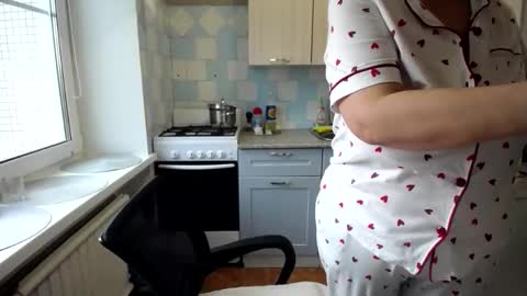 Tatiana 43 curvy sexy body and Joanna redhead 39 years online show from October 20, 7:11 am