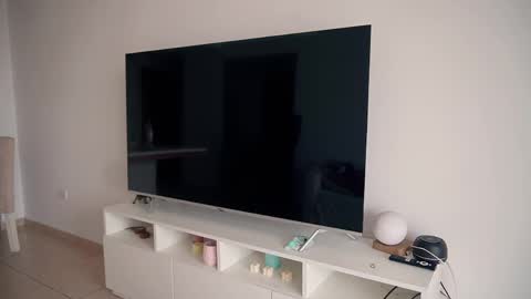 Donatella online show from April 16, 12:05 pm