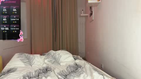 Stacy online show from November 30, 5:50 pm