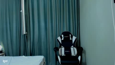 Airi online show from September 22, 2:59 pm