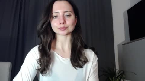 Nicole online show from February 14, 3:25 pm