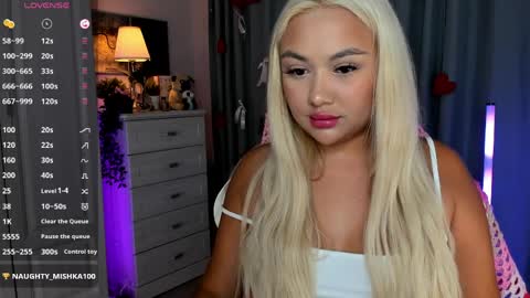  Mary   pvt open    use pink and blue app lovense online show from April 5, 3:55 pm