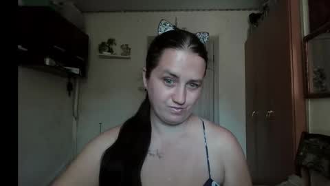 dreamiebelle online show from September 19, 8:35 am