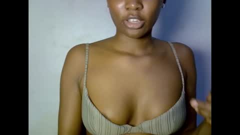 drippingpussy__ online show from October 15, 9:50 pm