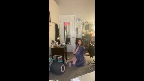 Drippy kitty  online show from February 18, 10:03 am