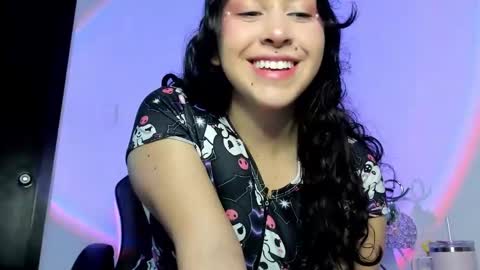 dulce__ammy online show from November 10, 3:45 am