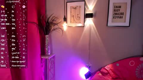 dulce__fiore07 online show from November 19, 3:34 pm
