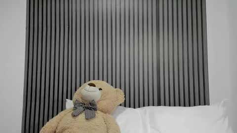 Snapshot of dulce_roberts_ chatting on October 9, 12:42 pm Dulce online show from October 9, 12:42 pm