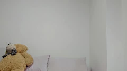 Snapshot of dulce_roberts_ chatting on February 18, 12:17 pm Dulce online show from February 18, 12:17 pm