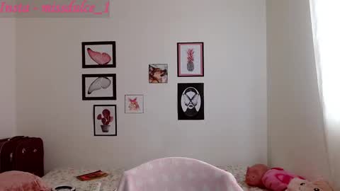 Dulce online show from November 14, 1:11 pm