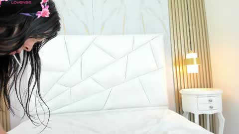 Dulce online show from April 1, 5:19 am