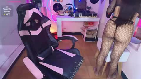 duulce_mia online show from May 11, 11:01 am