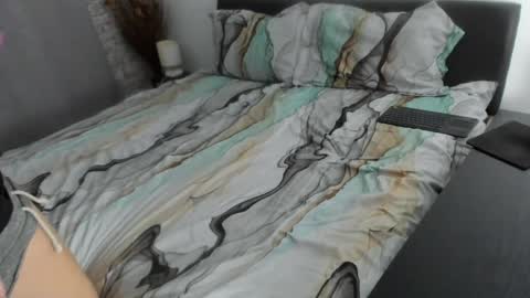 Dyanne online show from March 29, 2:05 pm