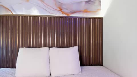 Call me Sofia online show from March 13, 8:21 pm