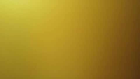 Nadia Ferreira  online show from April 13, 9:54 am