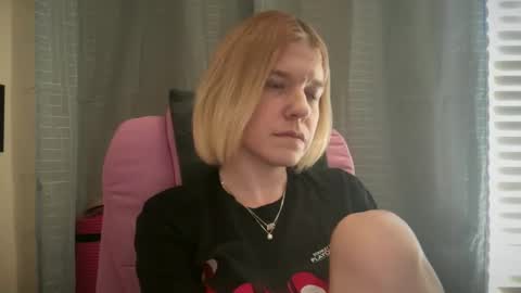 americnbarbie online show from March 27, 7:25 pm