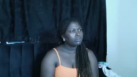 ebony_creemy online show from January 12, 8:14 am