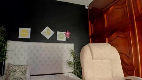 ebony_katterin online show from March 26, 11:34 am