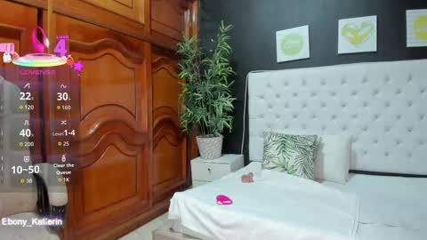 ebony_katterin online show from October 7, 11:03 am