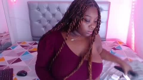 LINA  online show from November 5, 3:12 am