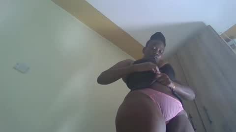 ebonycreamy2025 online show from February 27, 6:08 pm