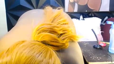 ebonyfancyfacexxx online show from April 14, 6:30 pm