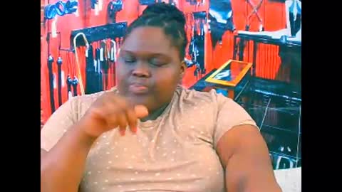 ebonyhotbuns4u2luv online show from November 11, 7:15 am