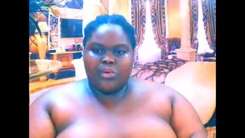 ebonyhotbuns4u2luv online show from January 12, 7:19 pm