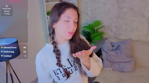 Milly online show from November 26, 3:29 am