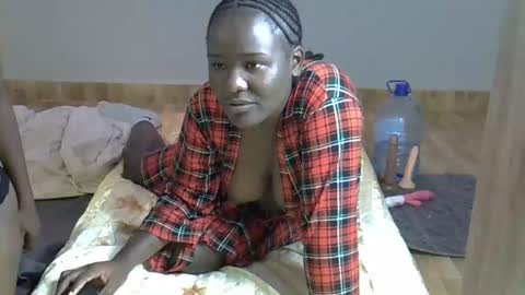 ebonyrapunzelle online show from June 5, 8:53 am