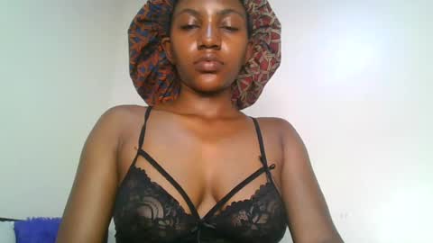 ebonyslut09 online show from June 17, 9:10 am