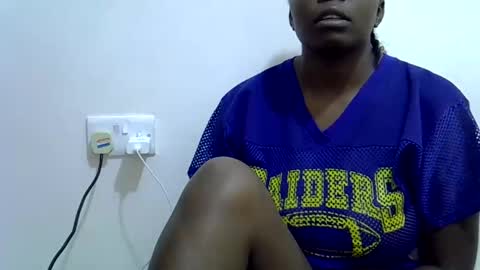 ebonytiffany online show from January 24, 9:06 am